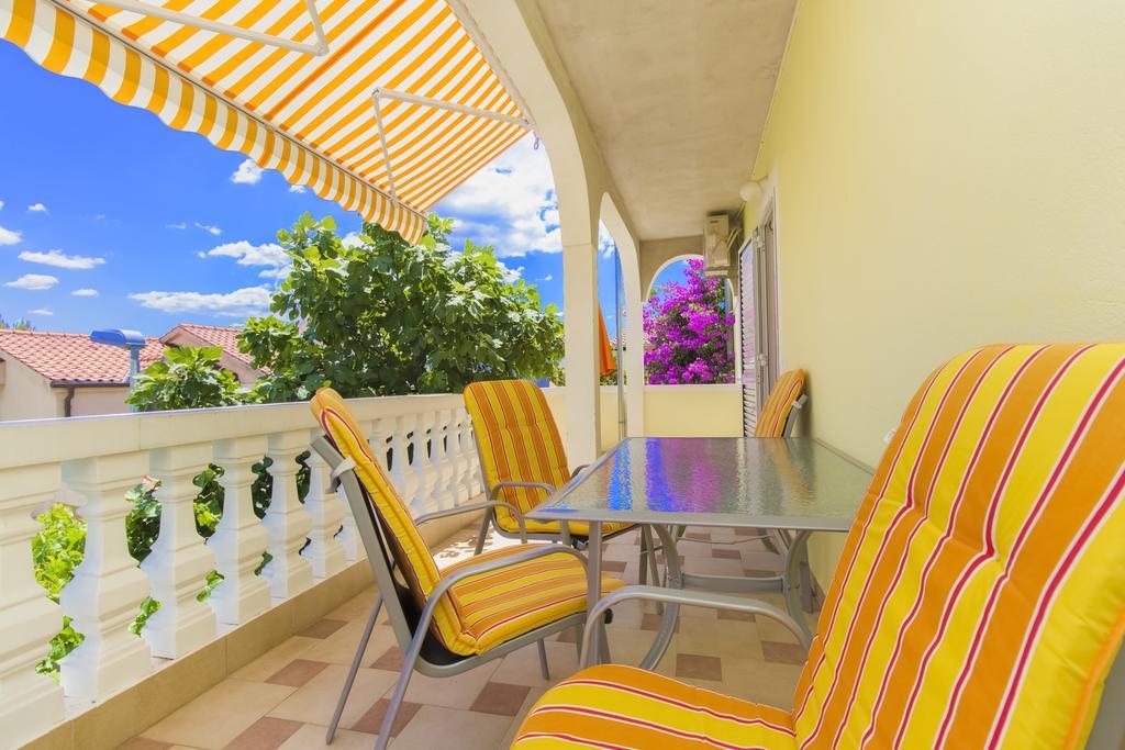 Ferienwohnung Oaza Tribunj Sea View Zimmer foto