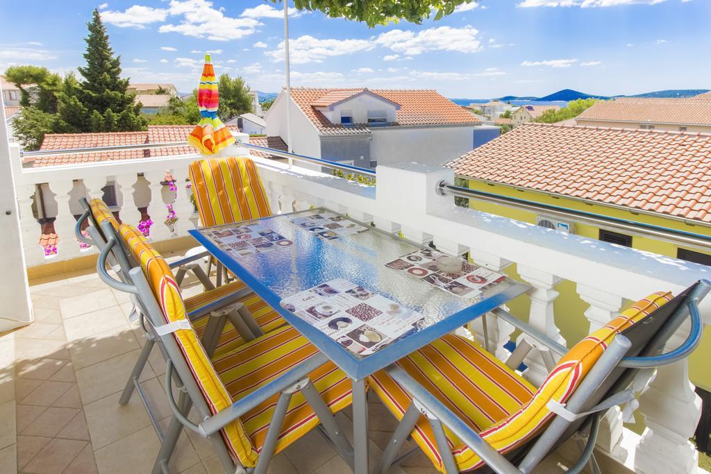 Ferienwohnung Oaza Tribunj Sea View Zimmer foto